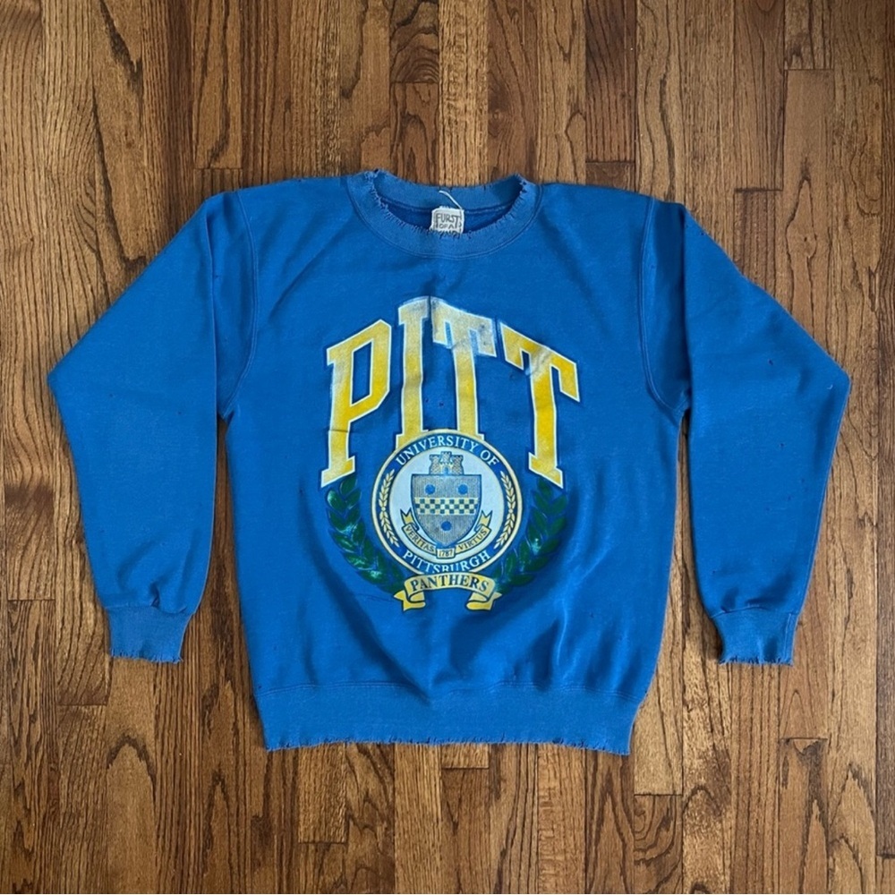 Pitt distressed crewneck